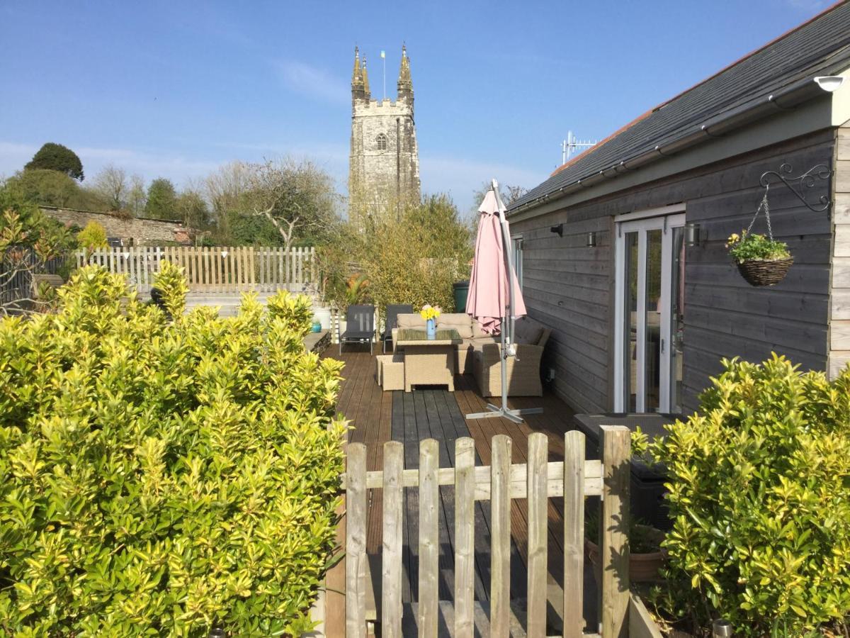 Holiday home Horsemans Barn *